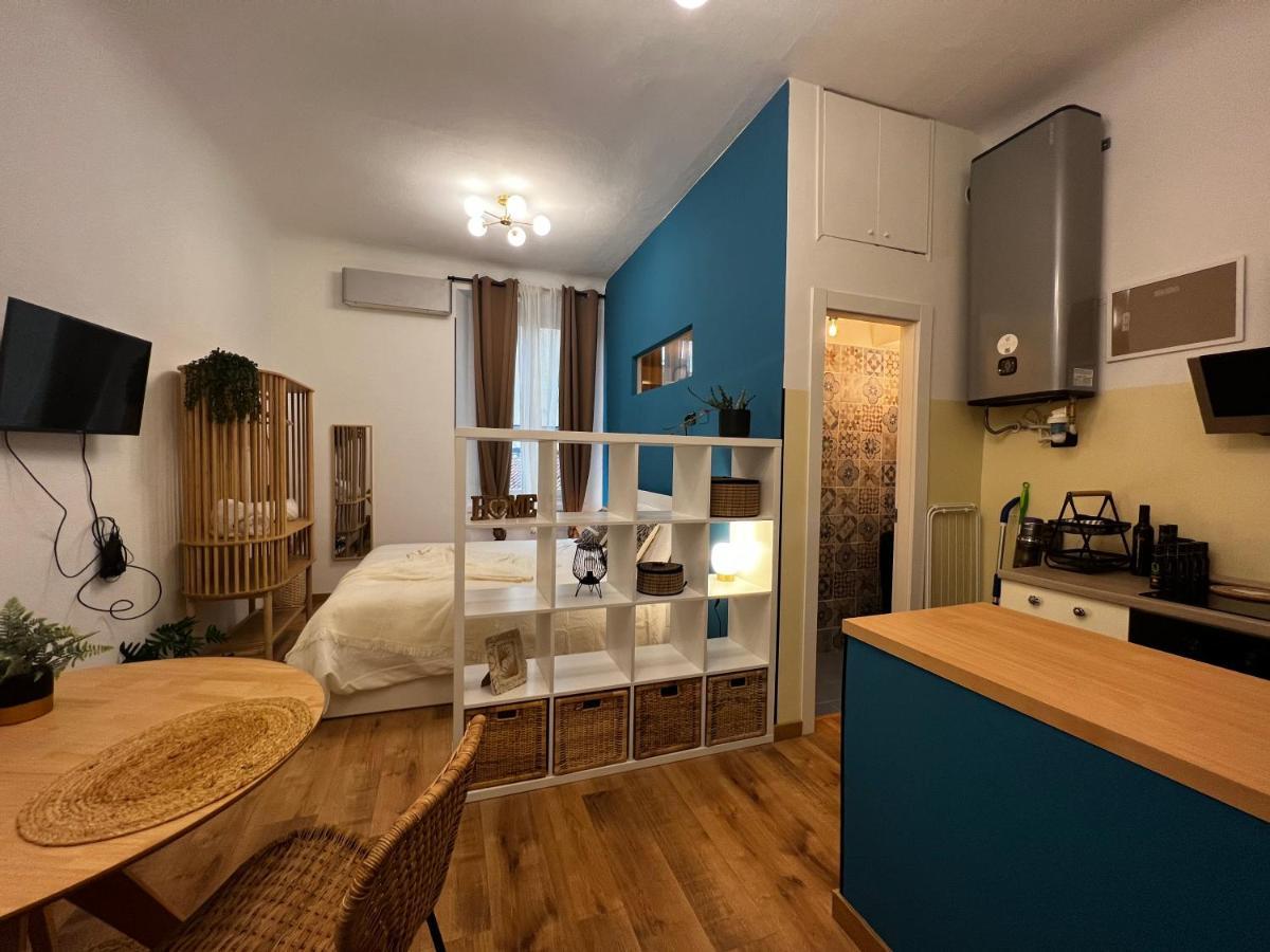 Ferienwohnung Regina Milano Ai Navigli - Sky Tv, Wifi And Breakfast Box Exterior foto