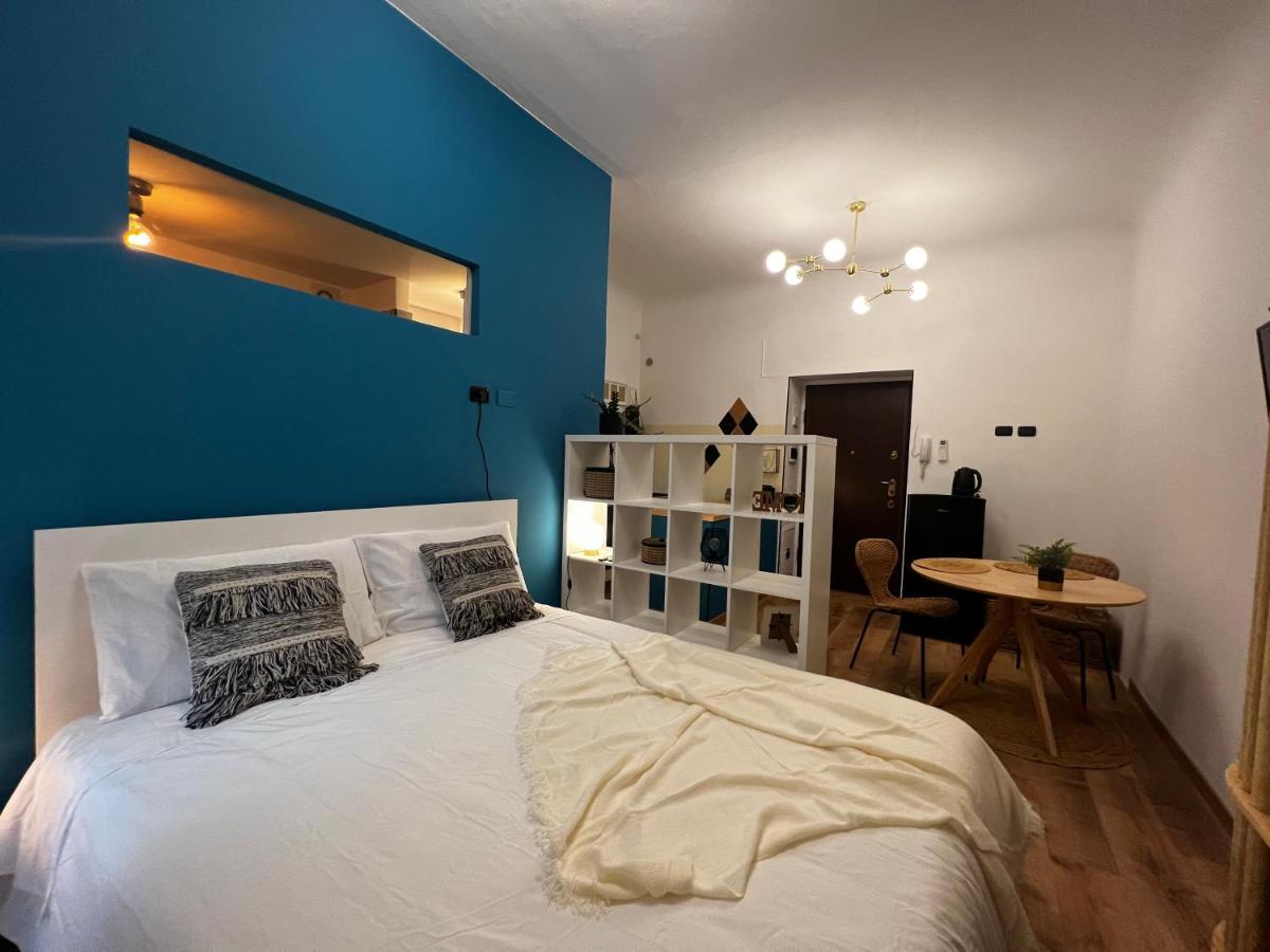Ferienwohnung Regina Milano Ai Navigli - Sky Tv, Wifi And Breakfast Box Exterior foto