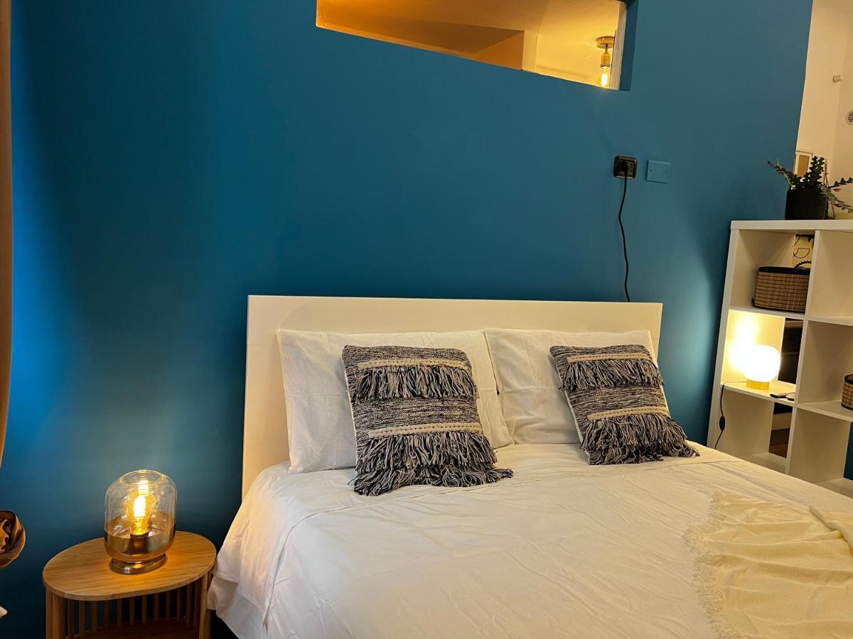 Ferienwohnung Regina Milano Ai Navigli - Sky Tv, Wifi And Breakfast Box Exterior foto