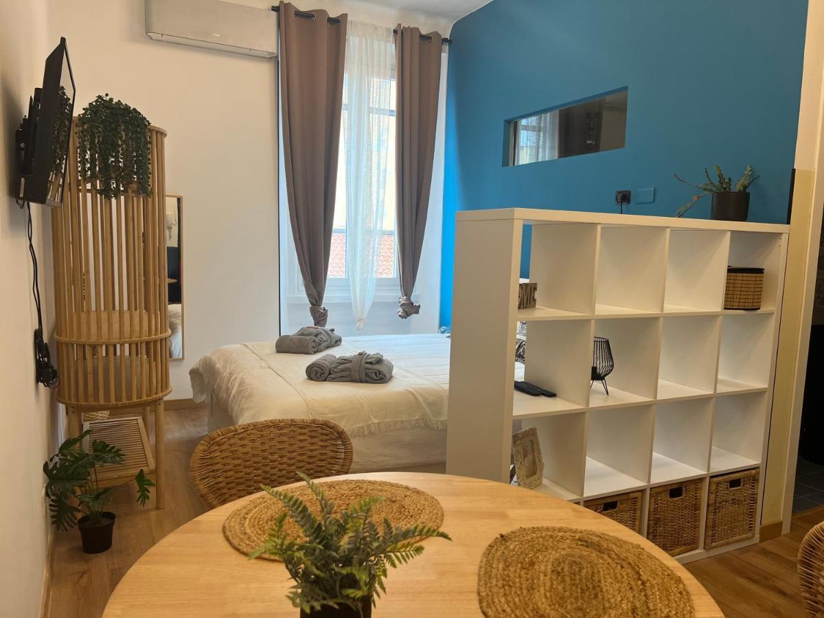 Ferienwohnung Regina Milano Ai Navigli - Sky Tv, Wifi And Breakfast Box Exterior foto
