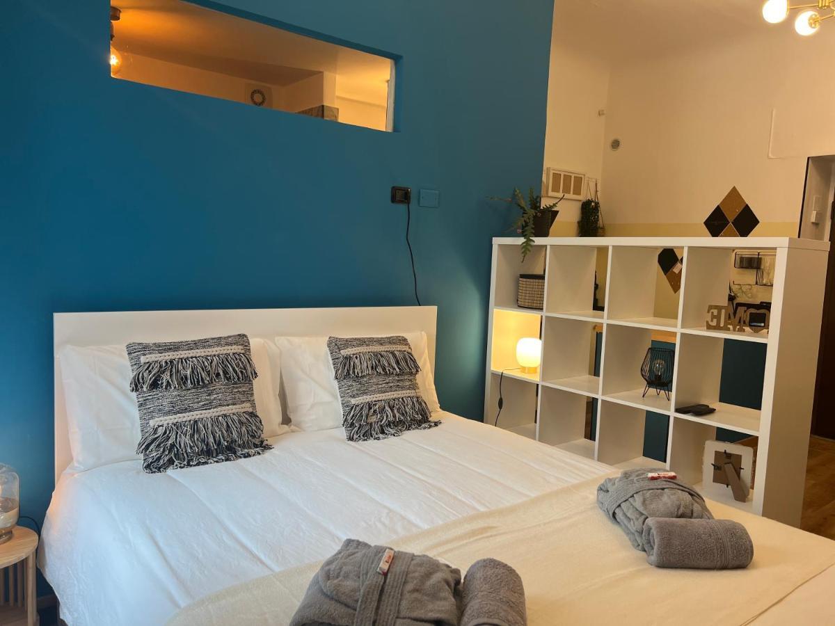 Ferienwohnung Regina Milano Ai Navigli - Sky Tv, Wifi And Breakfast Box Exterior foto