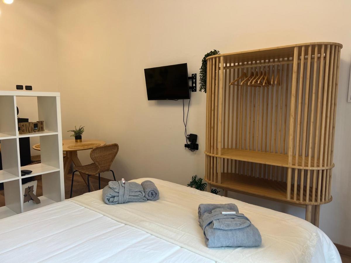 Ferienwohnung Regina Milano Ai Navigli - Sky Tv, Wifi And Breakfast Box Exterior foto